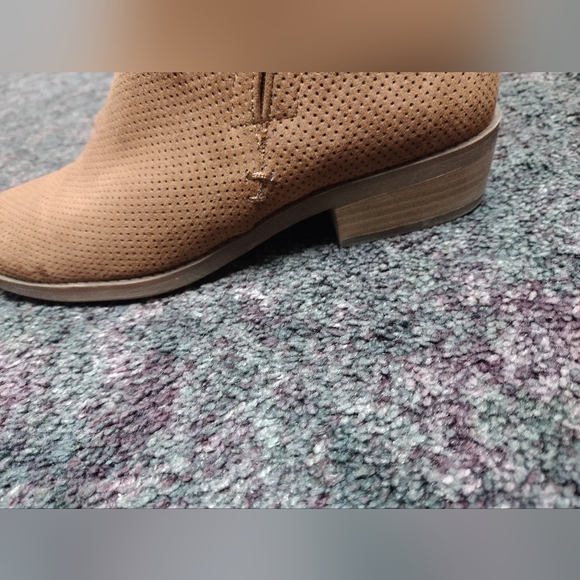 Never worn universal thread co. Taupe/brown slip on booties - Picture 12 of 16